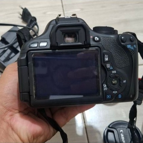 camera  eos 600D
