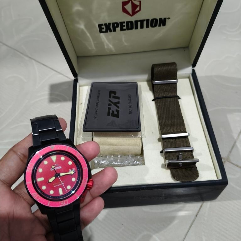 Jam expedition E6809 Automatic