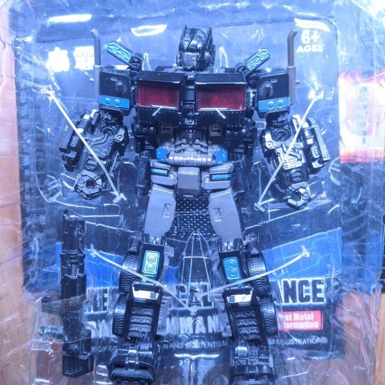 Transformers Optimus Prime Dark Commander