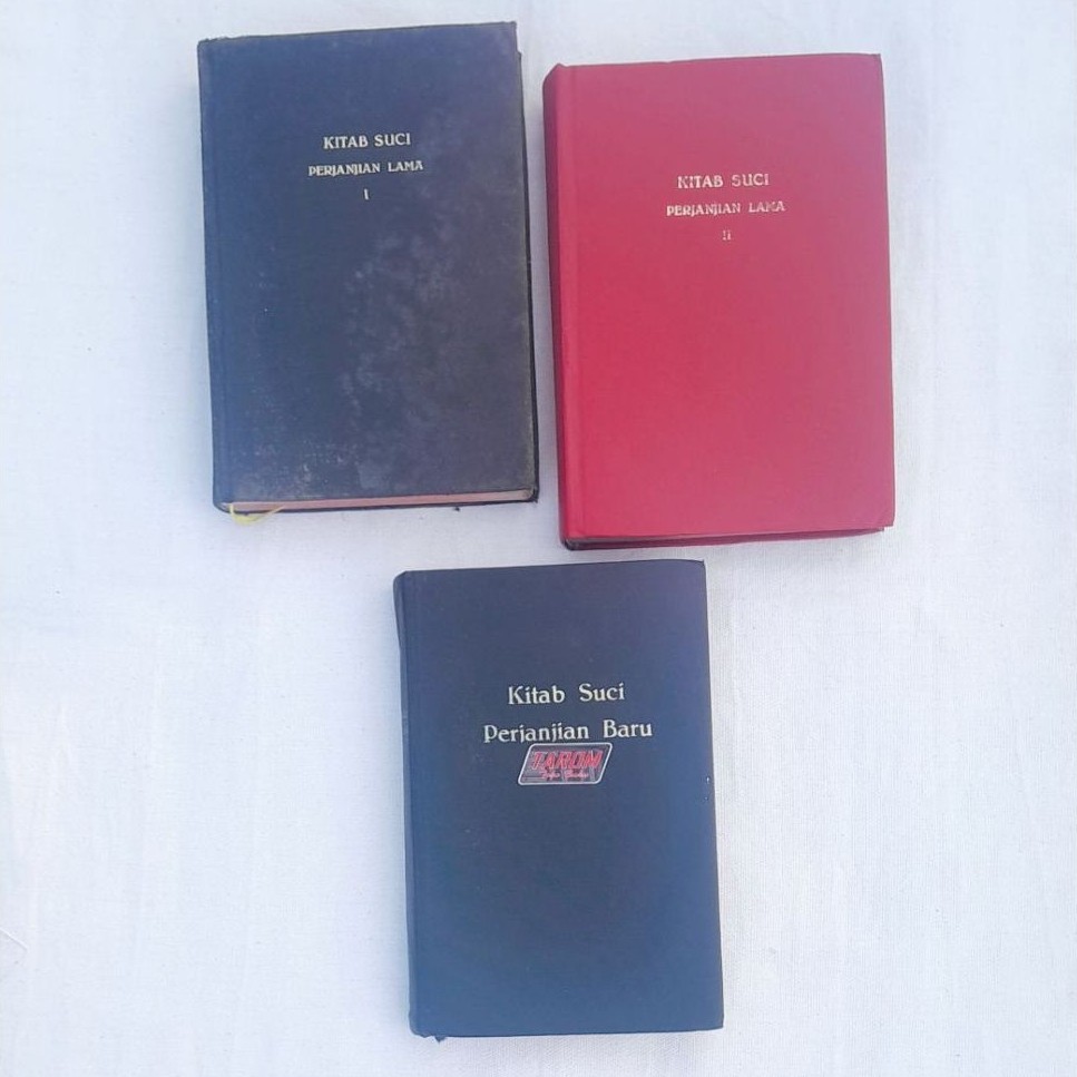 Kitab Suci PERJANJIAN BARU (INJIL) dengan Pengantar & Catatan Singkat : Arnoldus Ende - Nusa Indah (