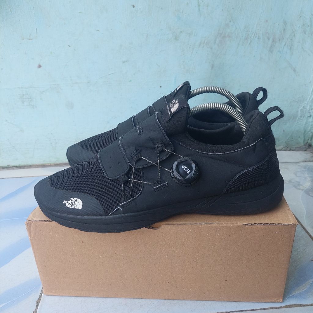 tnf boa sepatu gunung hiking outdoor trail run