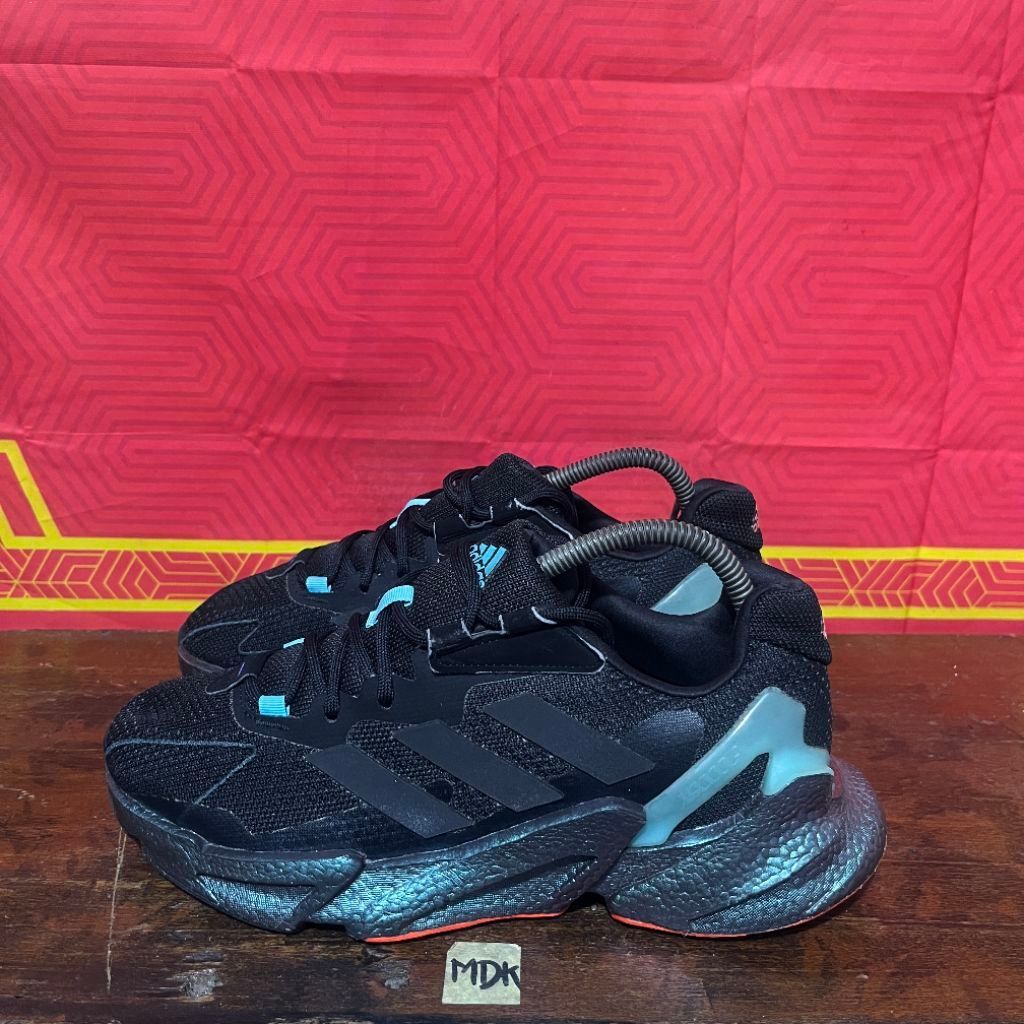 Adidas X9000L4 
size 40

