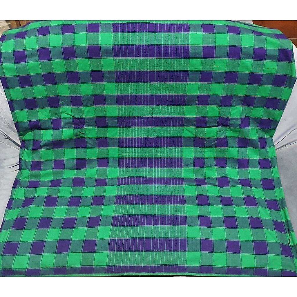 Sarung Tenun Manggisan