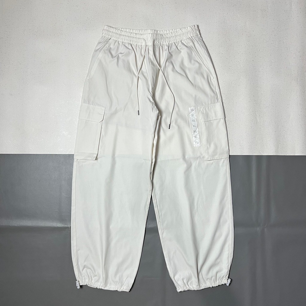 Uniqlo GU cargo pants