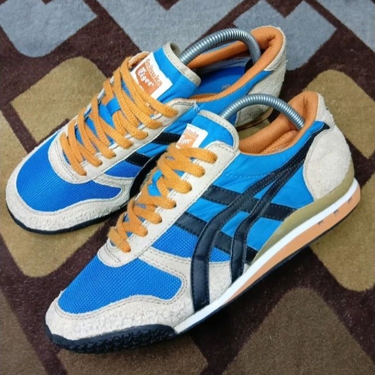 Sepatu Onitsuka Tiger Ultimate 81