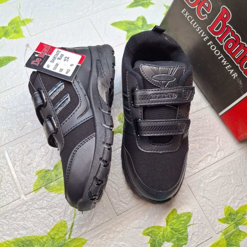 Sepatu sekolah De brand anak 30/33