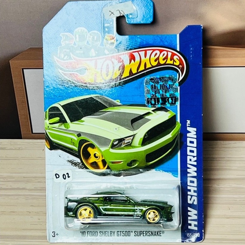 XJO HotWheels   '10 FORD SHELBY GT500 SUPERSNAKE HW SHOWROOM