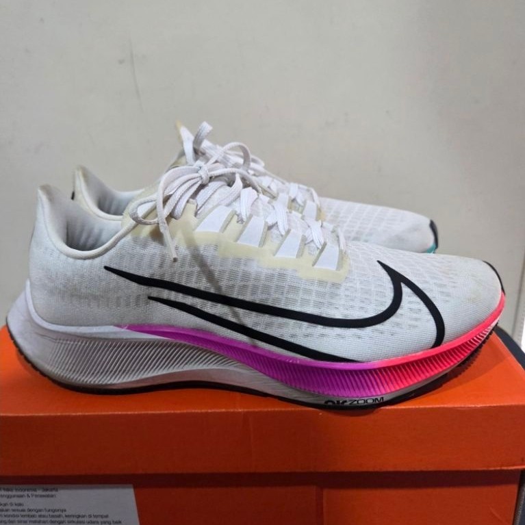Preloved Nike Air Zoom Pegasus 37 Women's Running Shoes sepatu olahraga lari wanita original bagis m