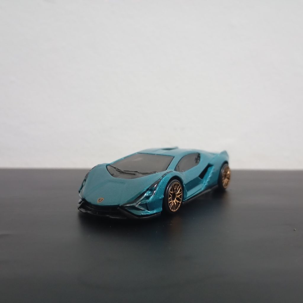 Hotwheels Lamborghini Sian Gift pack