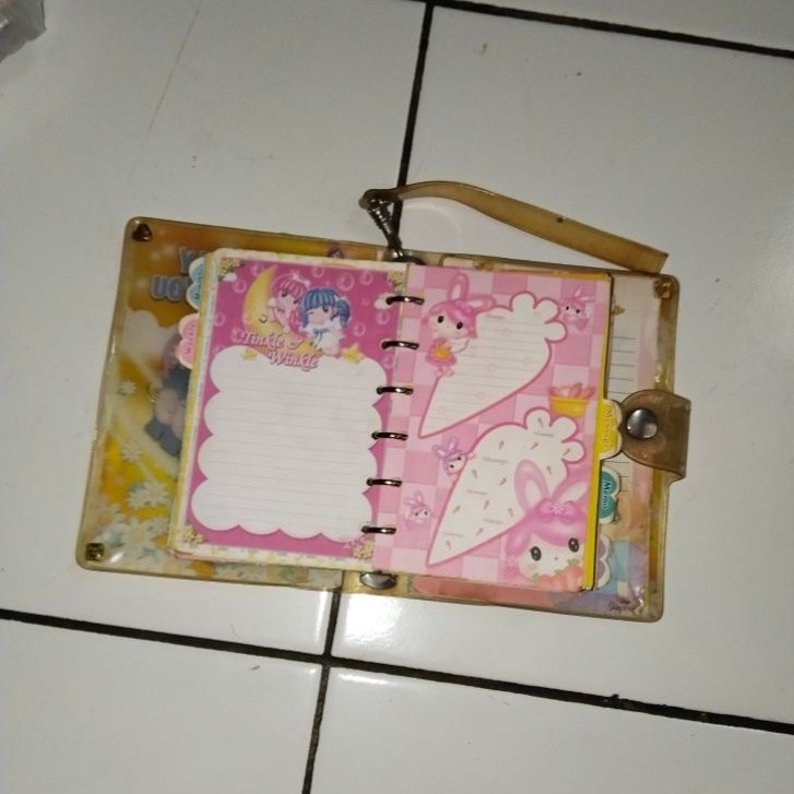 Preloved Binder Kertas File Kecil Karakter Gambar