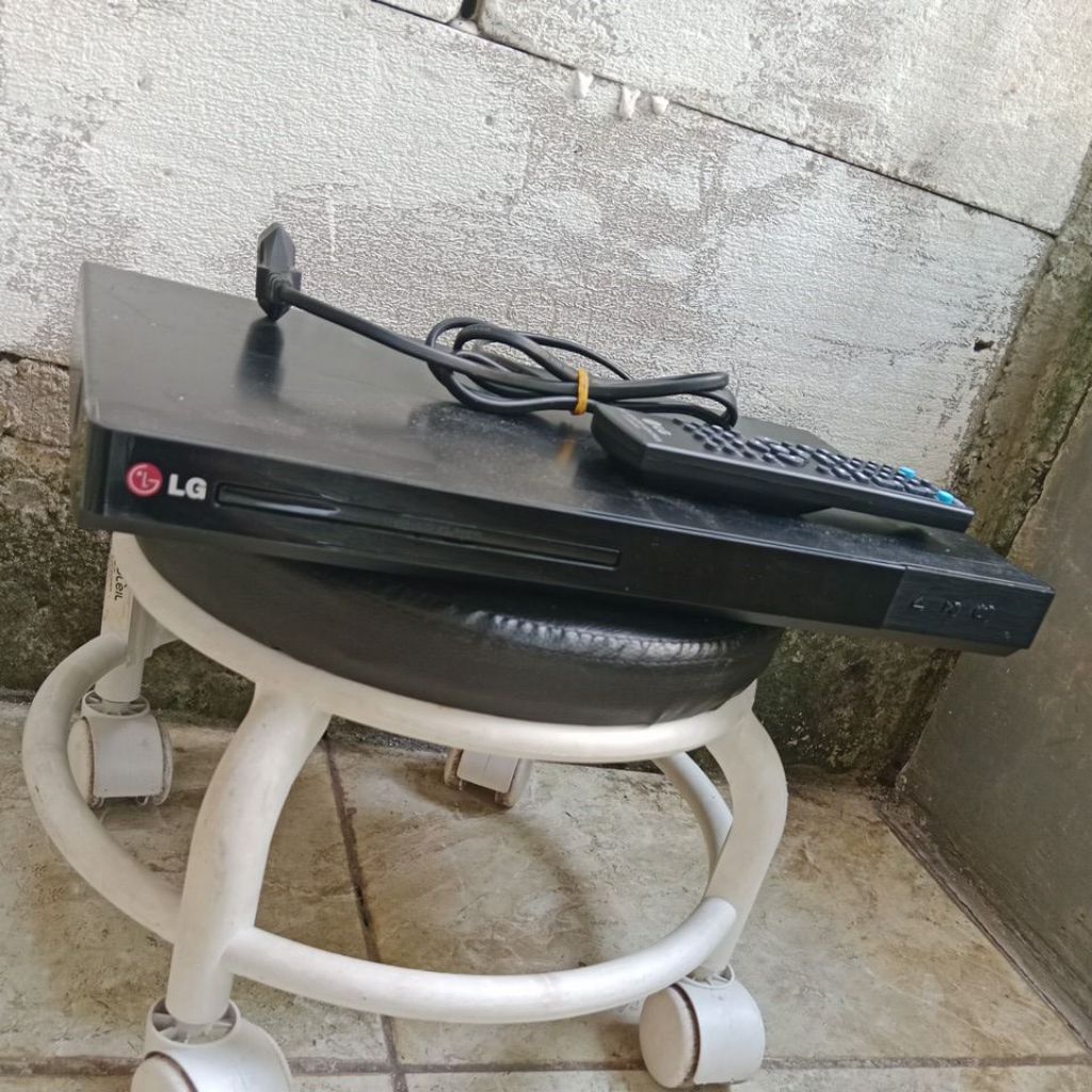 DVD player LG DP 430