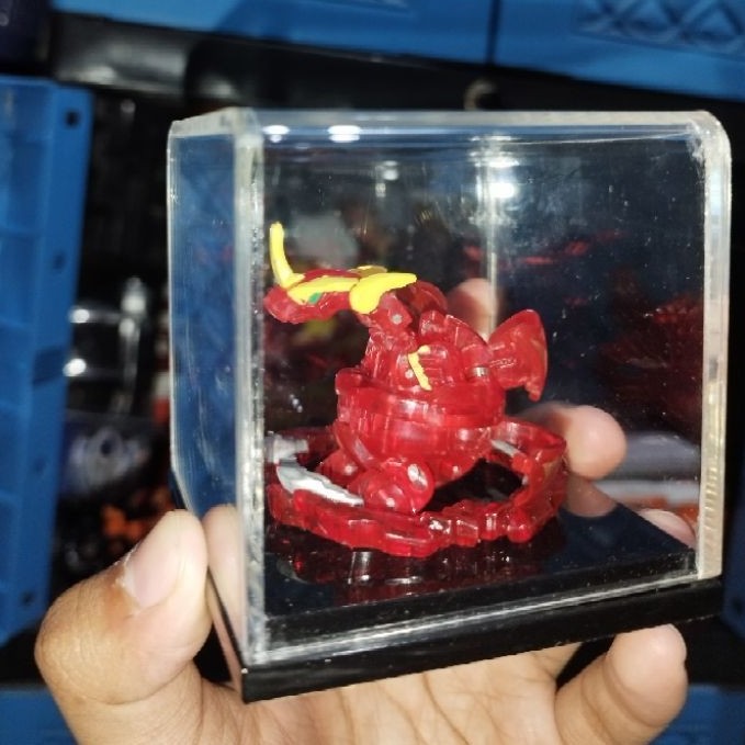 BAKUGAN Cross Dragonoid Translucent (Rare)