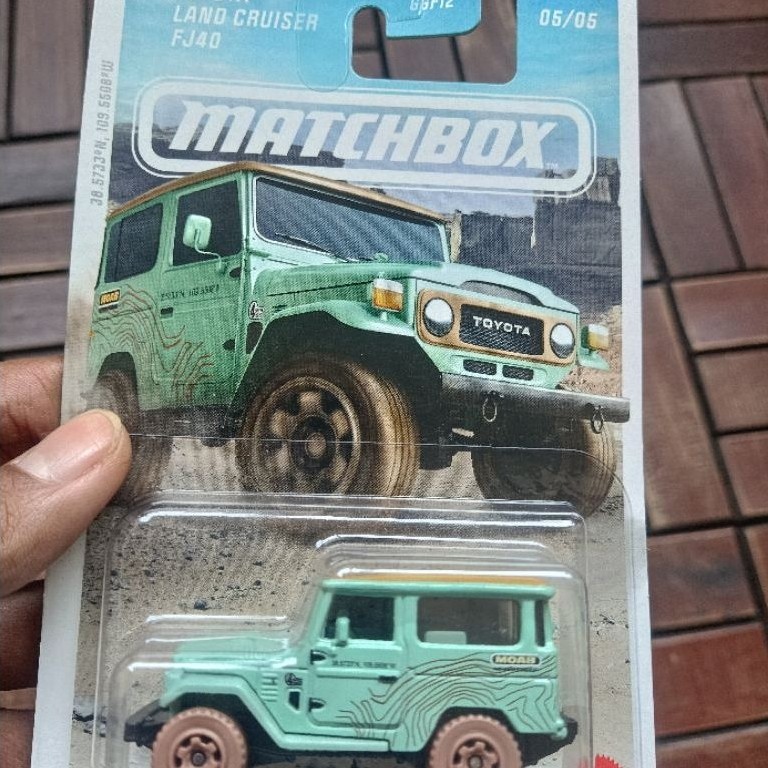 Matchbox Toyota Land Cruiser FJ40 HARDTOP Hijau