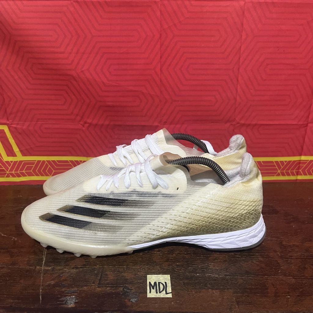 sepatu futsal/mini soccer adidas x ghosted.1 TF size 45