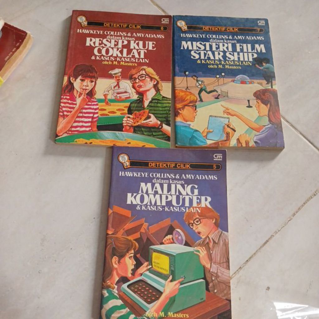 BUKU DETEKTIF CILIK. RAHASIA MONSTER DANAU LOON. HAWKEYE COLLINS AND AMY ADAMS