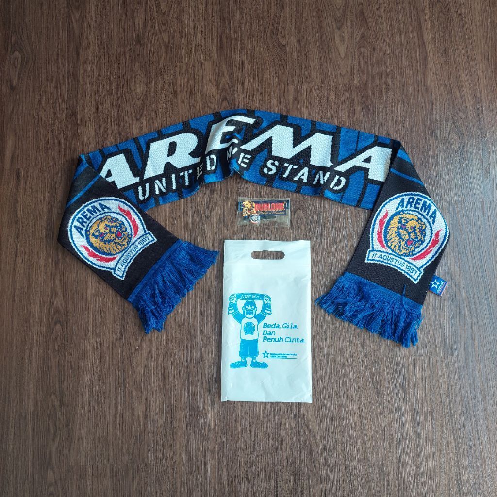 Syal / Scraf Arema "United We Stand"