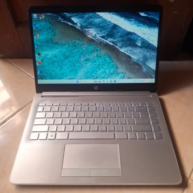 Laptop Second HP 14s DK0073AU Amd A4