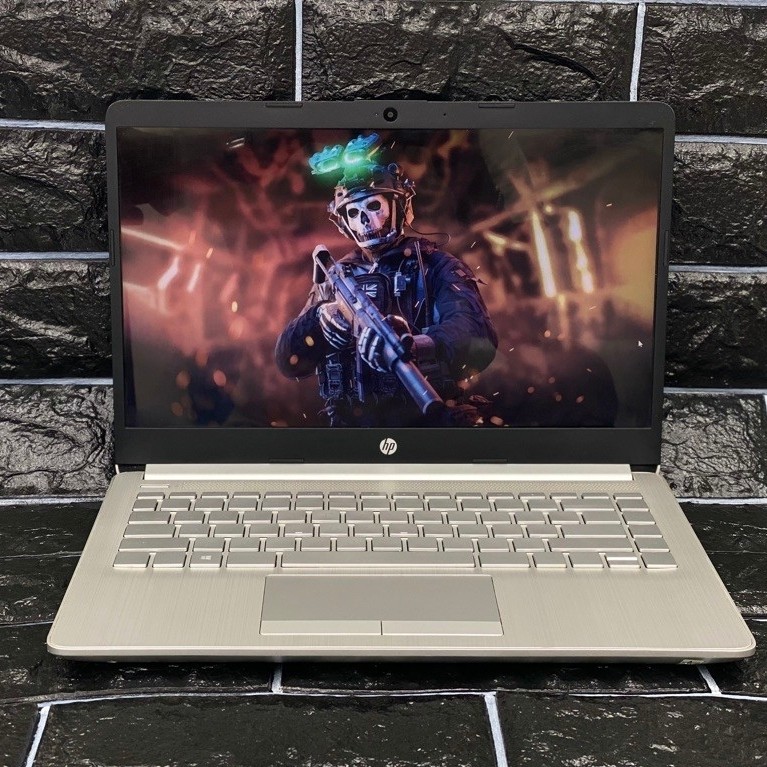 LAPTOP HP 14s-DK0073AU AMD A4-9125 RADEON R3 RAM 4 GB SSD 256 GB-Mulus