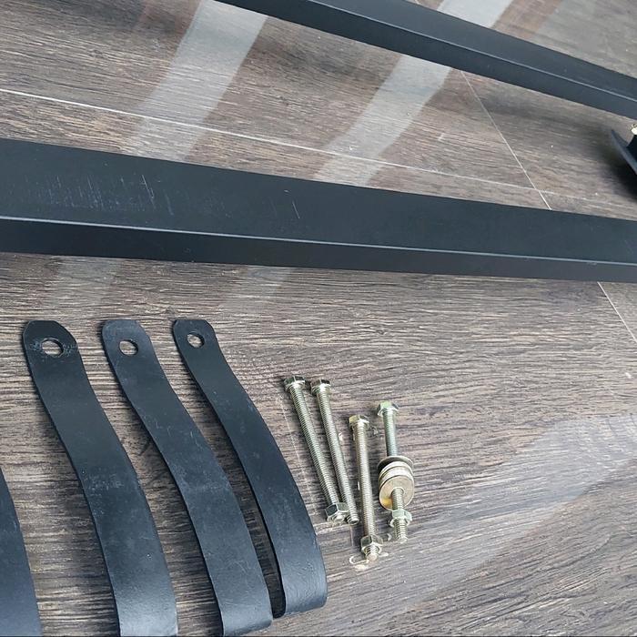 CROSBAR MOBIL UNIVERSAL DUDUKAN THULE RACK ORIGINAL DAN TERPERCAYA