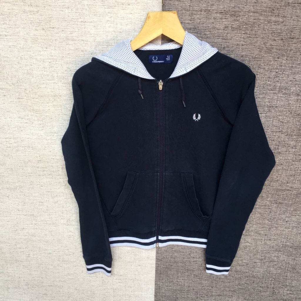 Jaket FRED PERRY wanita Size No.8