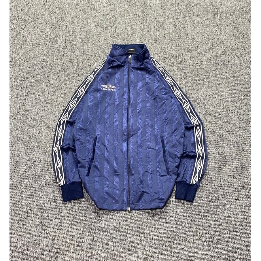 Tracktop Umbro Taped