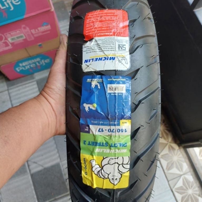 michelin pilot street 2. 140/70-17 produksi 2025 tubles