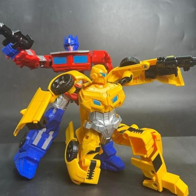 Mainan Optimus Prime Transformers Optimus prime Aoyi Blackmamba Deformation Optimus prime BMB