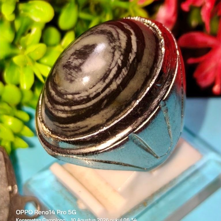 cincin batu akik pamor puser bumi