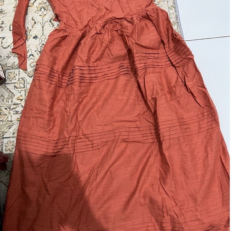 Dress novere panjang tanpa lengan