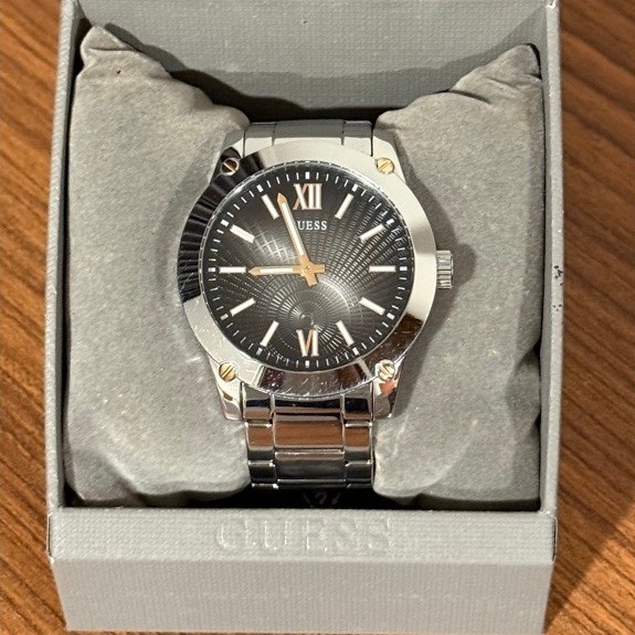 Guess GW0574G1 (Guess Crescent)