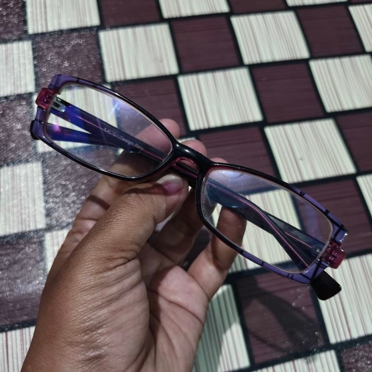 Kacamata fasion preloved frame masih okey