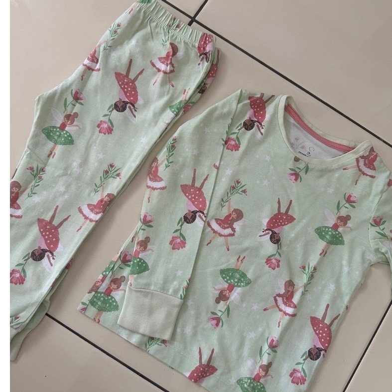 Preloved One Set Baju Branded