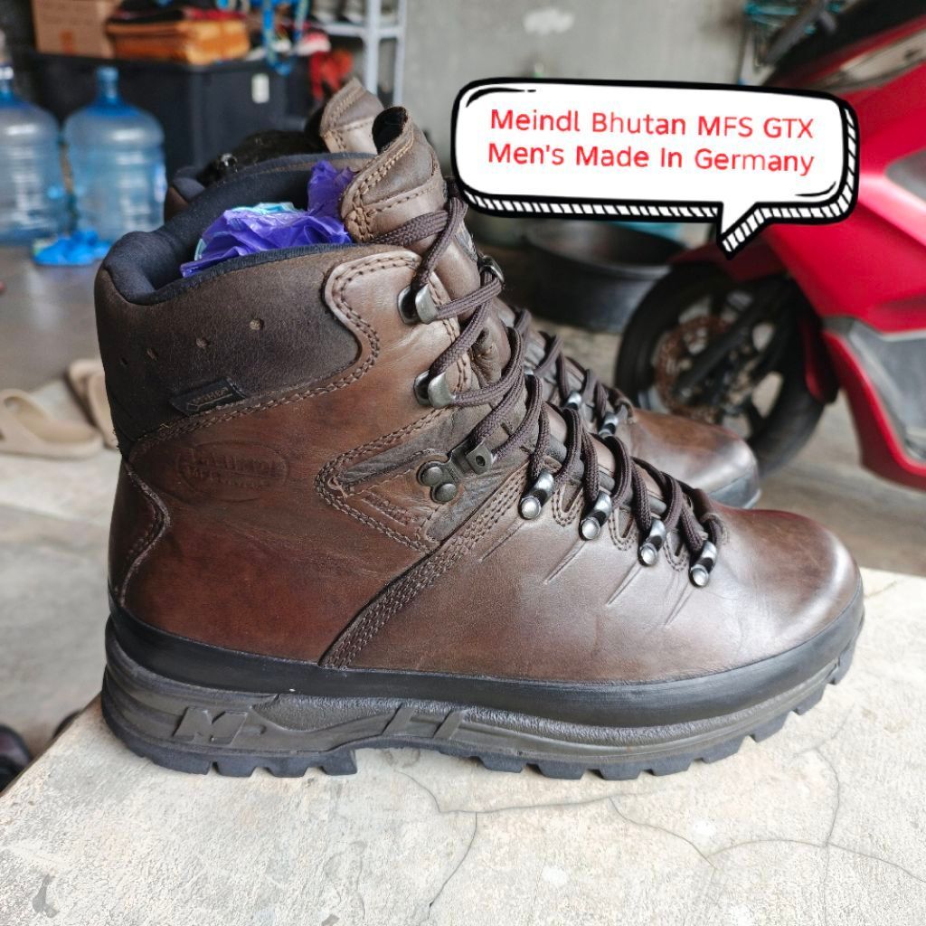 Sepatu Hiking Meindl Leather GTX