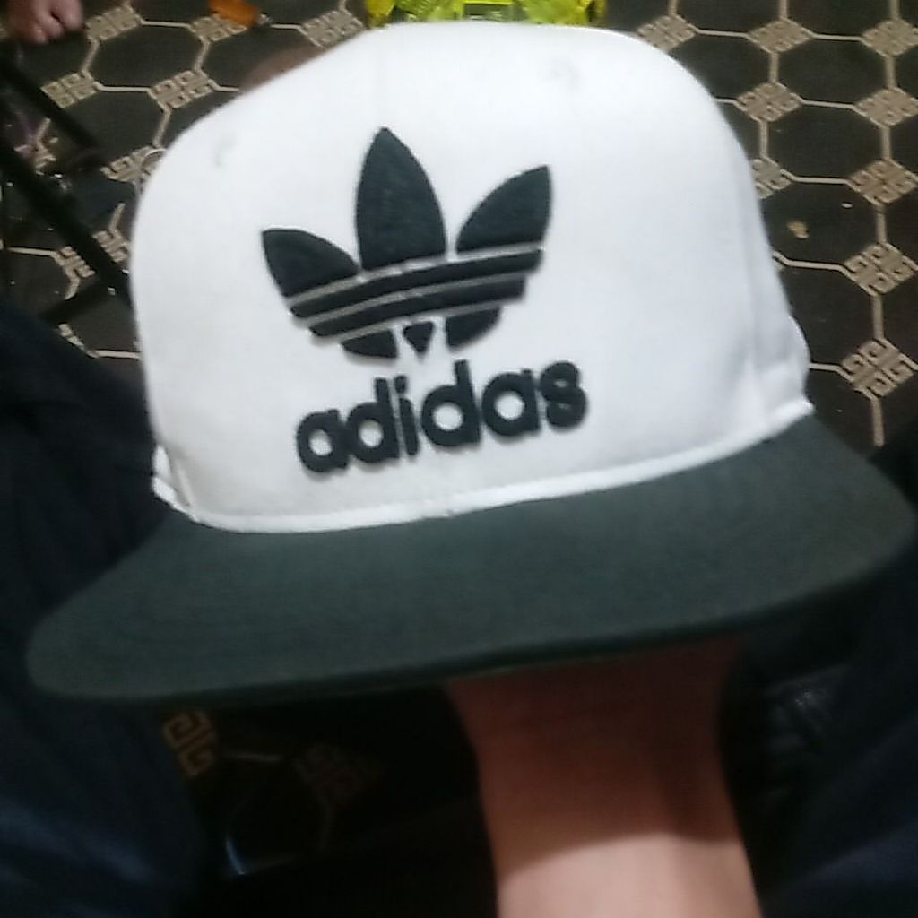 Topi Snapback Adidas Putih Second Like New