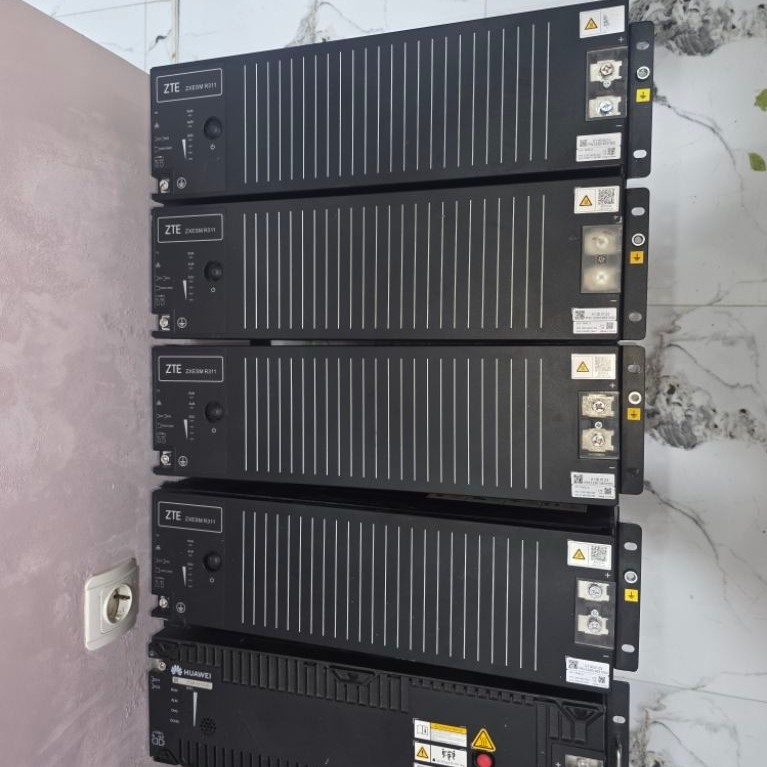 Lifepo4 Bekas Like New 48V 100Ah ZTE R311