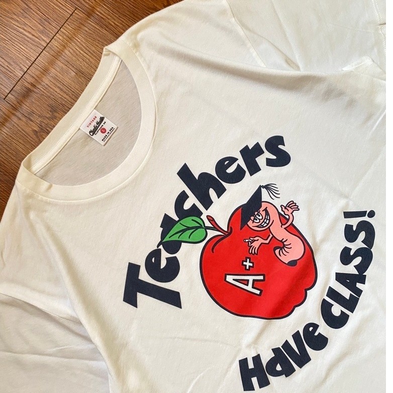 Kaos Art Putih Vtg Apel THC Retro Size L