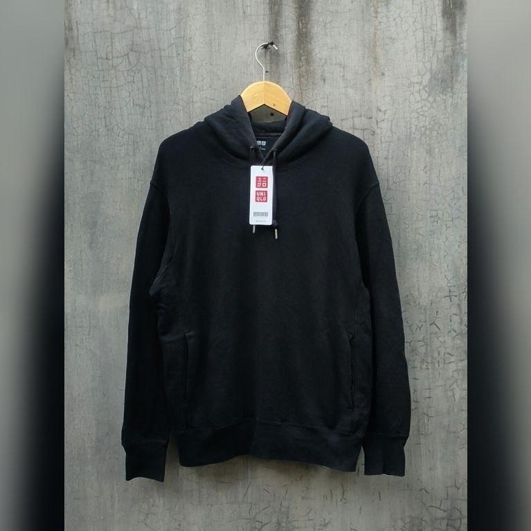Hodie Uniqlo