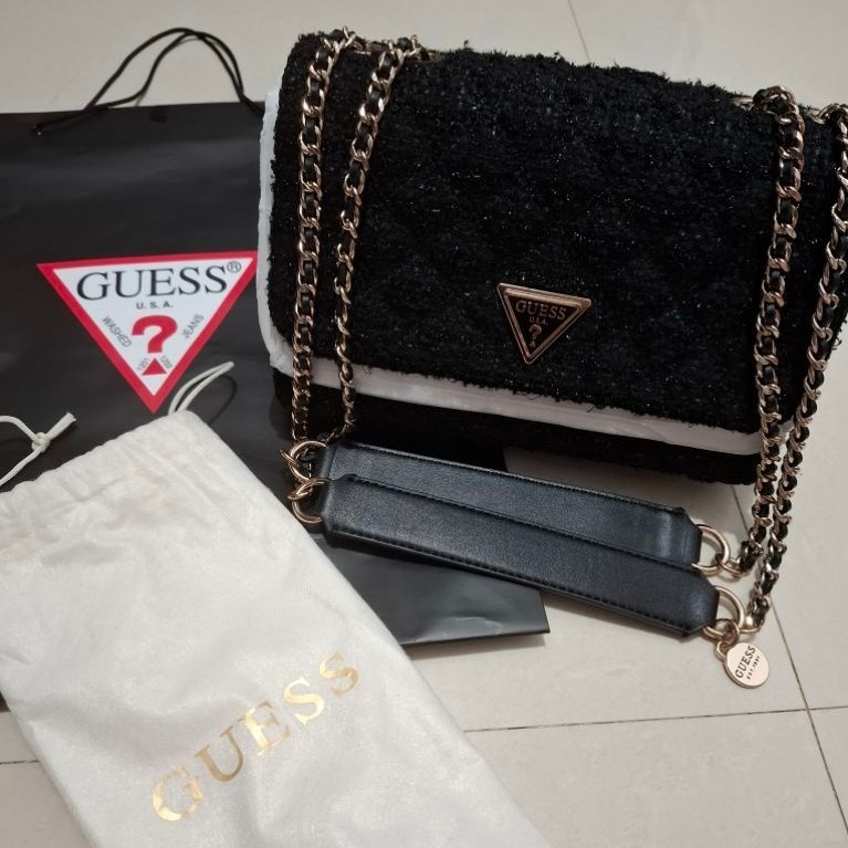Prelove like new authentic guess shoulder bag tweed black