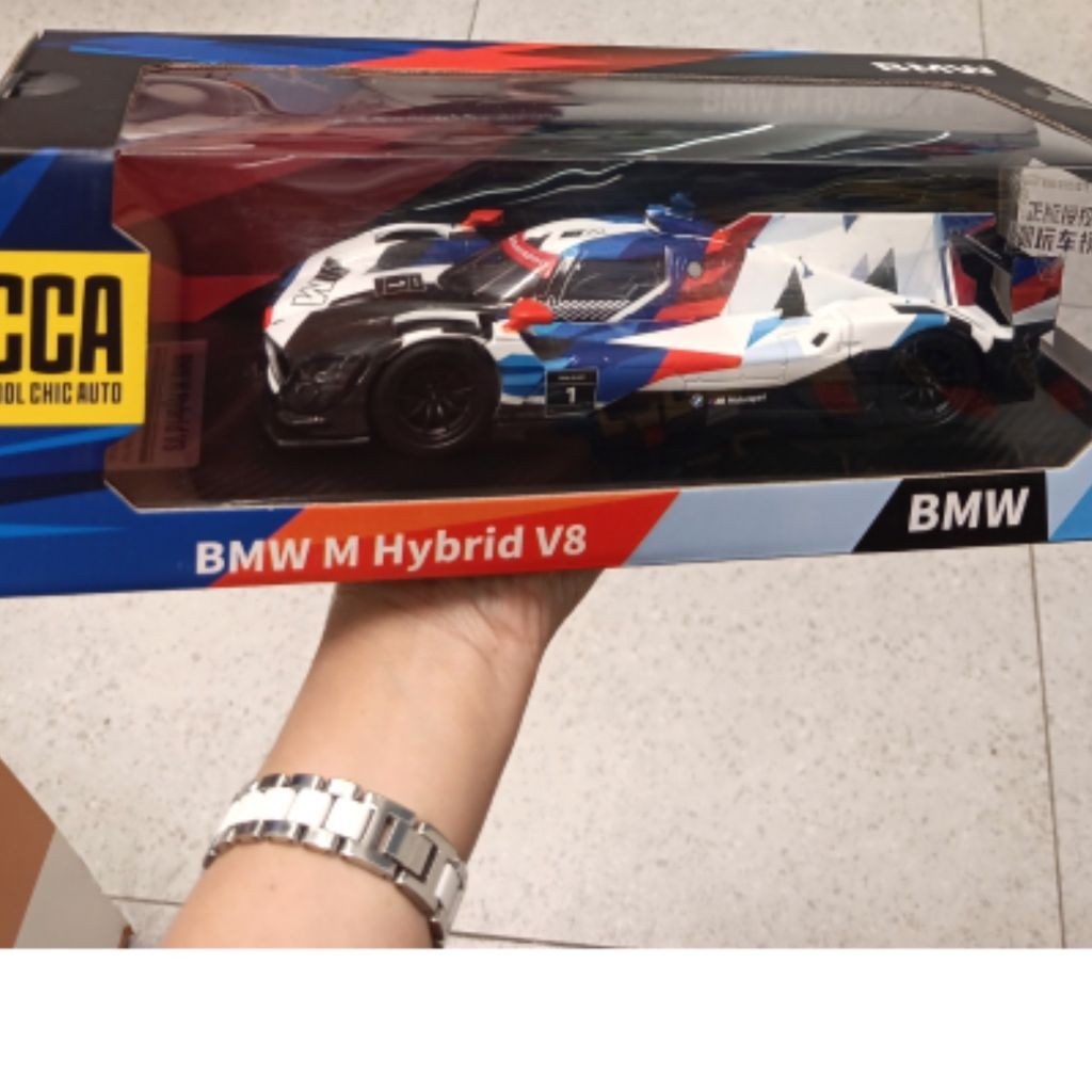 DIECAST CCA BMW M HYBRID V8