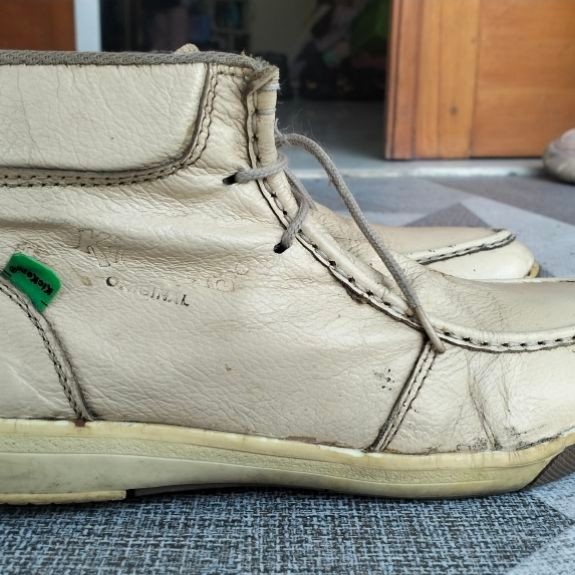 sepatu santai kulit Kickers 41 second