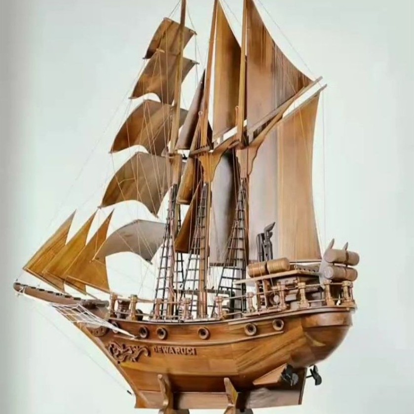 Miniatur Kapal Pinisi Phinisi Dewa Ruci Kayu Jati murah