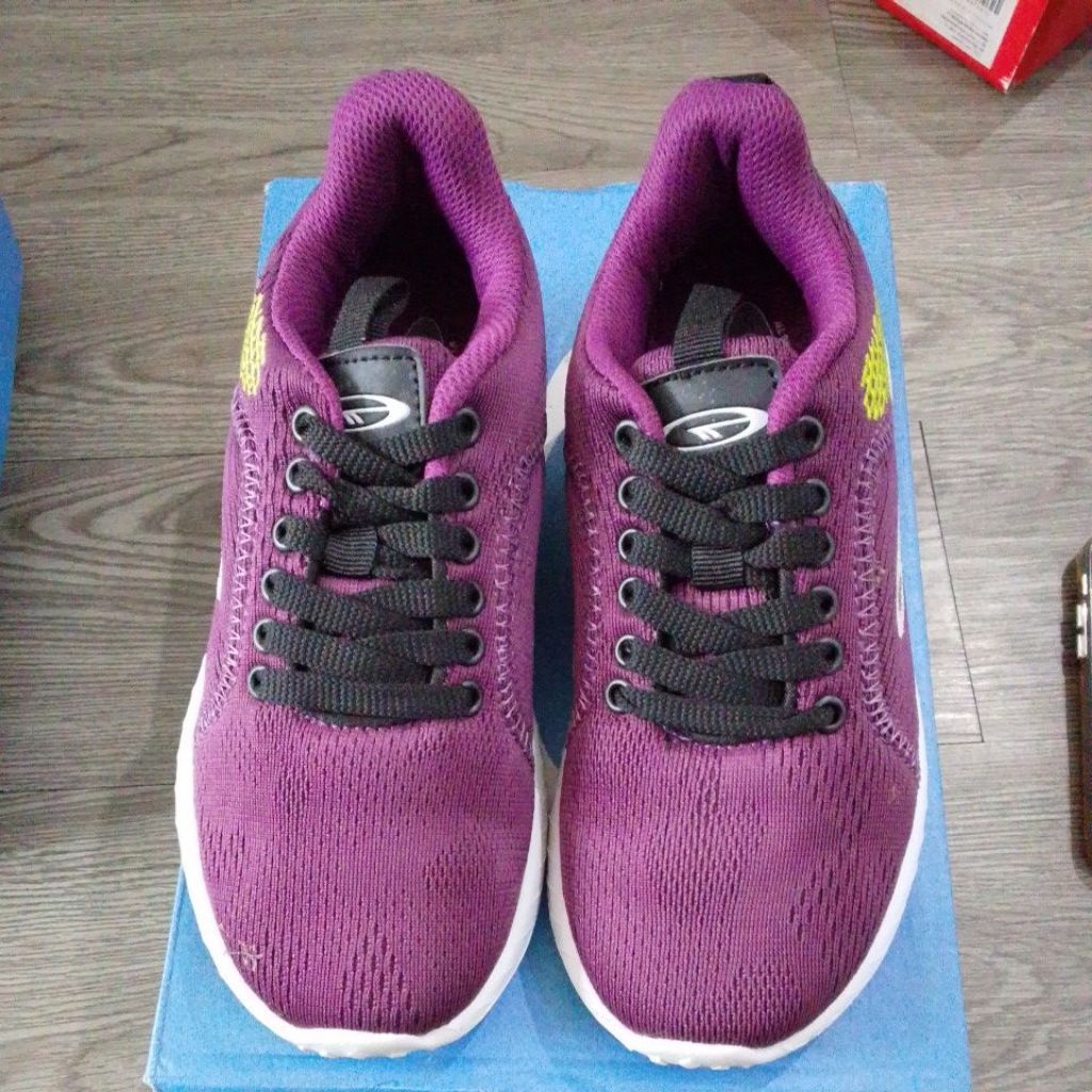 Sepatu Hi-Tec Spark H007048