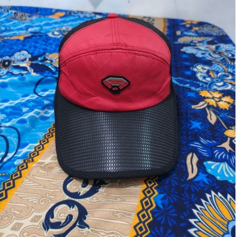 topi second running POLONECK