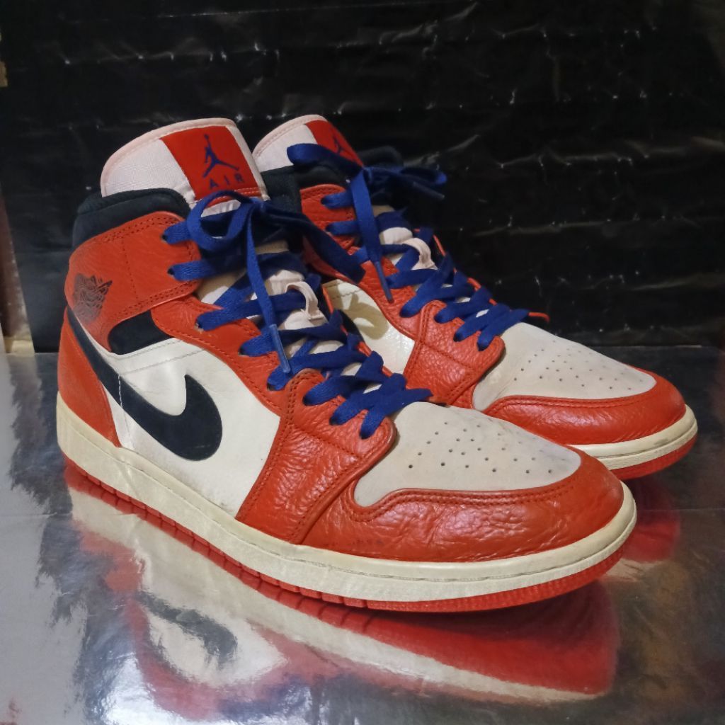 Air Jordan 1 retro Mid 'Team Orange' size 44.5