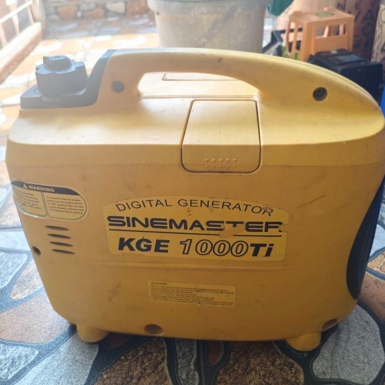 Genset Inverter Portable KGE 1000 Ti Bekas Kondisi Minus