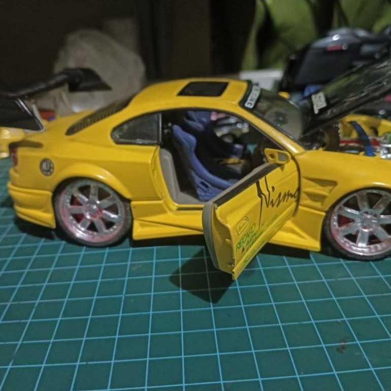 Diecast Nissan Silvia merk Kentoys skala 1:24