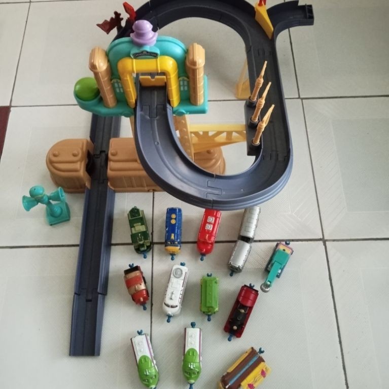 [ NETT ] Take All Chuggington Die Cast  Track Playset + Figure