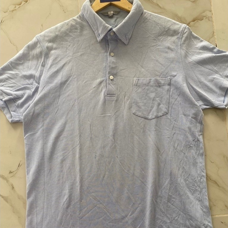 Kaos kerah poloshirt polo atasan laki laki pria cowok stripe baby blue denim kerah krah Uniqlo secon