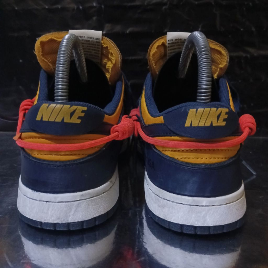 Nike SB Dunk Low X Offwhite 'University Gold' size 42