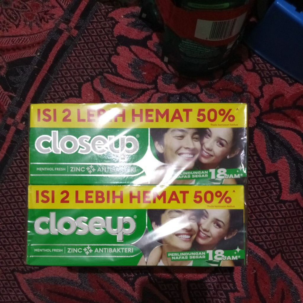 Close up pasta gigi 160 gr (1 pack isi 2)